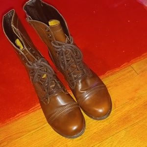 Steve Madden troopa brown leather combat boots size 8
